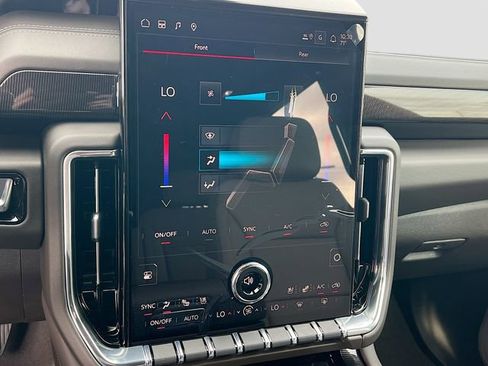 New 2026 GMC Yukon XL Elevation w/ Elevation Premium Package image 11