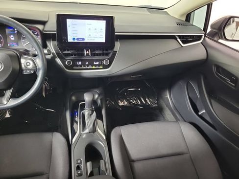 Used 2024 Toyota Corolla LE FWD image 17