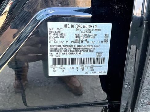 Used 2022 Ford Maverick XLT image 32