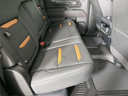New 2026 GMC Sierra 2500 AT4 w/ AT4 Premium Plus Package AWD/4WD image 14