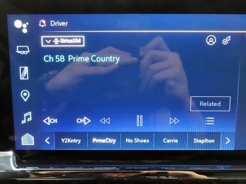 Used 2025 Chevrolet Silverado 1500 ZR2 w/ Technology Package image 25