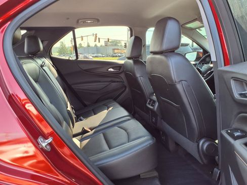 Used 2024 Chevrolet Equinox Premier AWD/4WD image 27