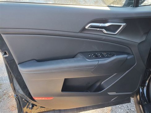 New 2026 Kia Sportage EX w/ EX Panoramic Sunroof Package image 9