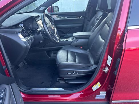 Used 2024 Cadillac XT5 Premium Luxury image 9