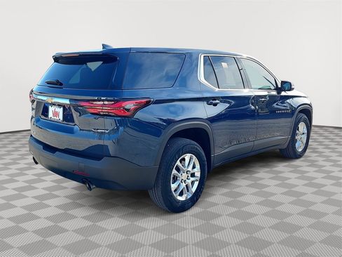 Certified 2023 Chevrolet Traverse LS w/ Safety Package image 5