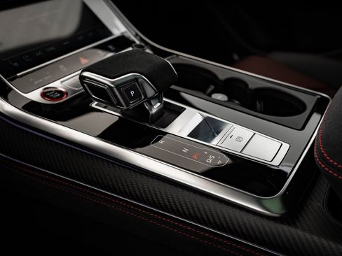 New 2026 Audi RS Q8 performance image 40