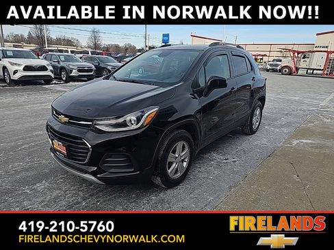 Certified 2022 Chevrolet Trax LT w/ Driver Confidence Package image 10