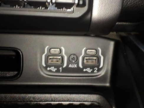 Used 2022 RAM 1500 Big Horn w/ Night Edition image 22