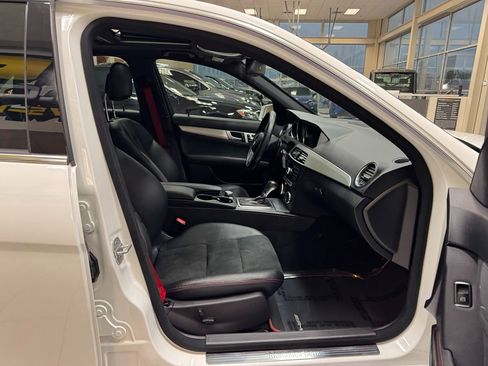 Used 2013 Mercedes-Benz C 300 4MATIC Sedan image 18