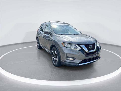 Used 2020 Nissan Rogue SL w/ Premium Package FWD image 2