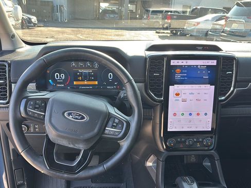 Used 2024 Ford Ranger Lariat w/ FX4 Off-Road Package AWD/4WD image 16