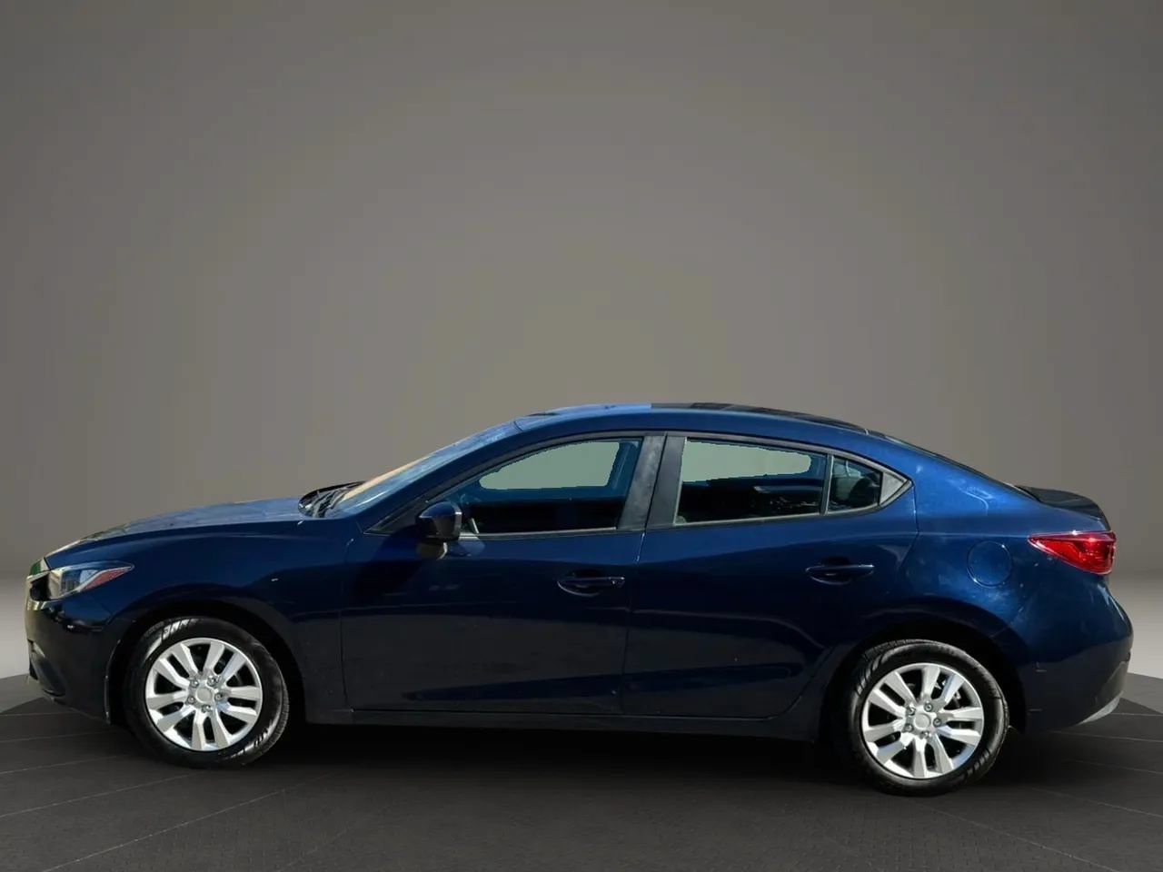 Used 2016 MAZDA MAZDA3 i Sport FWD image 8