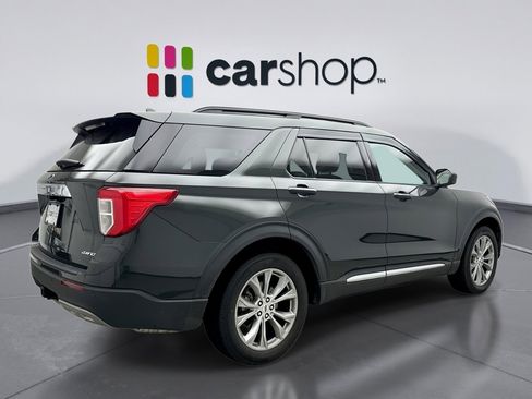 Used 2023 Ford Explorer XLT w/ Equipment Group 202A image 5