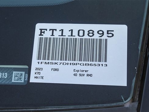 Used 2023 Ford Explorer XLT w/ Equipment Group 202A image 34