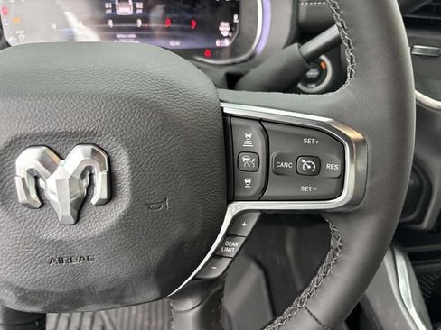 New 2025 RAM 2500 Laramie AWD/4WD image 20