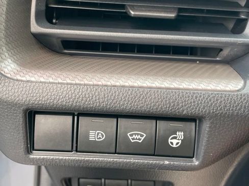 Used 2023 Toyota Prius XLE AWD/4WD image 10