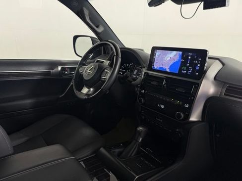 Used 2023 Lexus GX 460 Premium w/ Premium Package AWD/4WD image 19