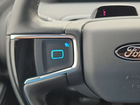 New 2025 Ford Expedition Platinum w/ Stealth Performance Package image 25