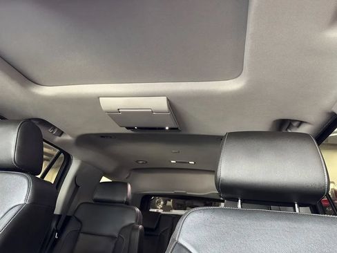 Used 2019 Chevrolet Tahoe Premier AWD/4WD image 64