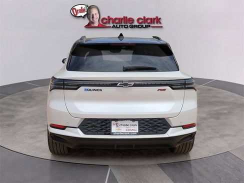 New 2025 Chevrolet Equinox EV RS w/ Convenience Package II image 4