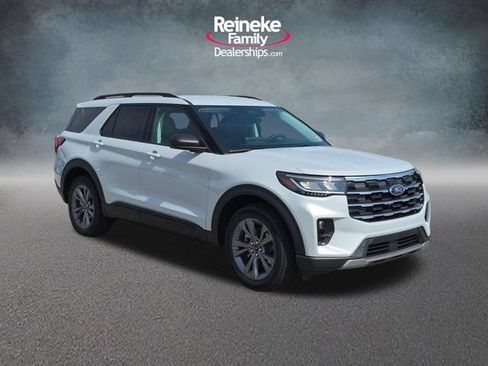 New 2026 Ford Explorer Active w/ Active Comfort Package AWD/4WD image 3