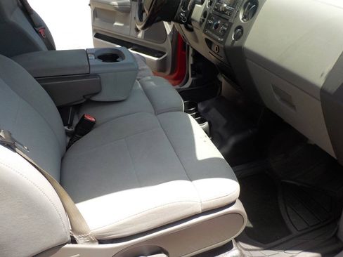 Used 2006 Ford F150 STX RWD image 13