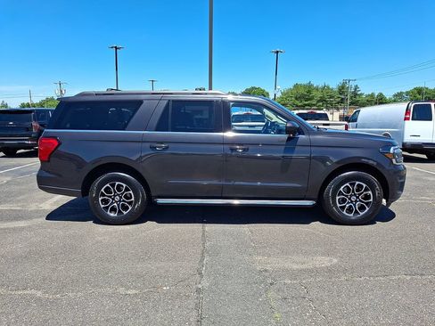 Used 2022 Ford Expedition Max XLT AWD/4WD image 13