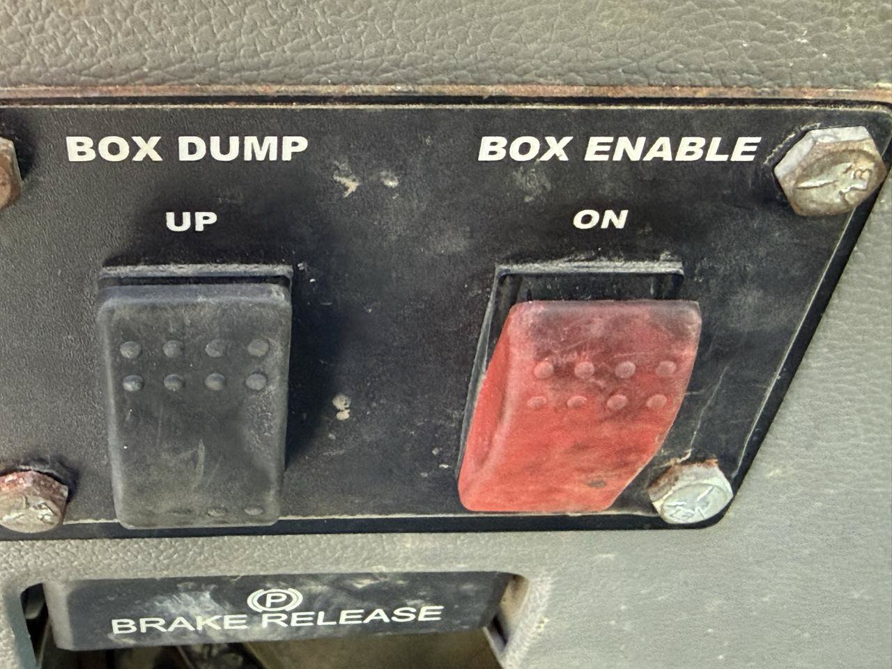 Used 2019 Ford F550 2WD Regular Cab Super Duty image 18