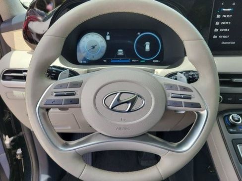 Certified 2024 Hyundai Palisade Limited FWD image 25