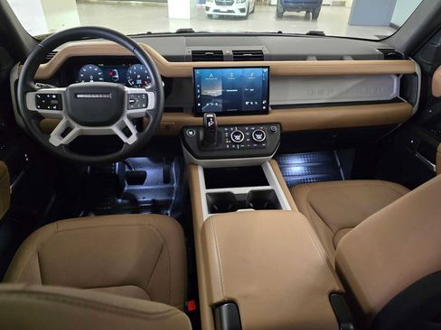 Used 2025 Land Rover Defender 130 S AWD/4WD image 21