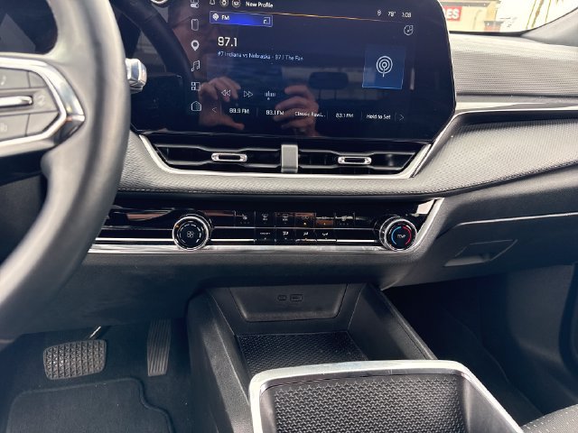 Certified 2025 Chevrolet Equinox LT AWD/4WD image 18