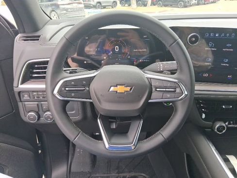 New 2026 Chevrolet Suburban LS RWD image 9
