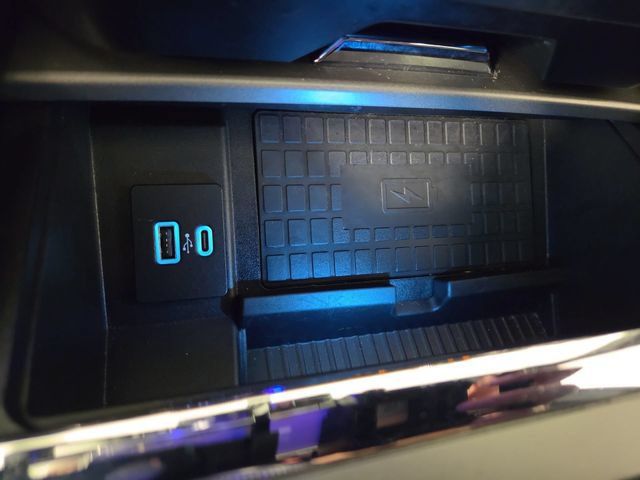 Used 2021 Ford Expedition XLT AWD/4WD image 28