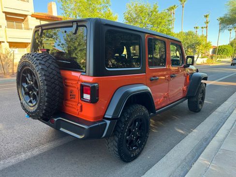 Used 2023 Jeep Wrangler Unlimited w/ Cold Weather Group AWD/4WD image 5