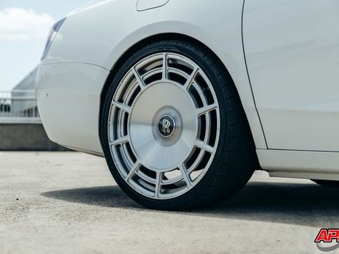 Used 2022 Rolls-Royce Ghost w/ Ghost Package image 60