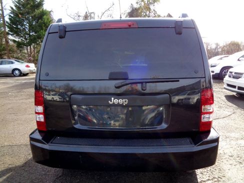 Used 2010 Jeep Liberty Sport w/ Popular Equipment Group image 6