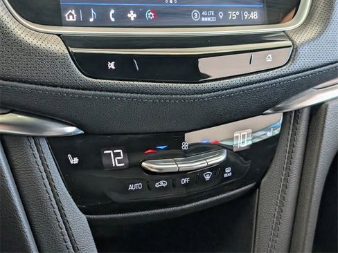 Used 2022 Cadillac XT5 Luxury image 21