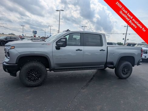 New 2026 Chevrolet Silverado 2500 ZR2 AWD/4WD image 4