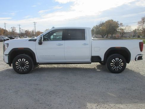 New 2026 GMC Sierra 2500 Denali Ultimate image 10