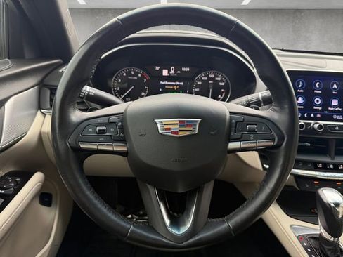 Certified 2022 Cadillac CT4 Luxury w/ Sun And Sound Package image 21