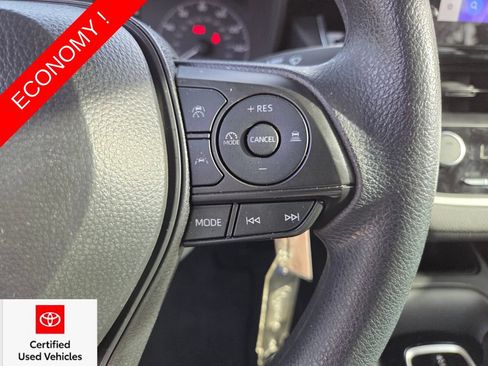 Used 2024 Toyota Corolla LE FWD image 30