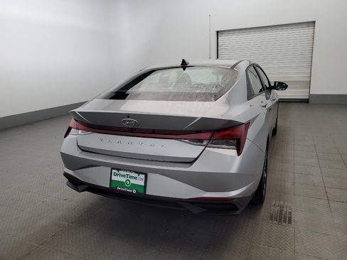 Used 2023 Hyundai Elantra SEL w/ Convenience Package FWD image 7