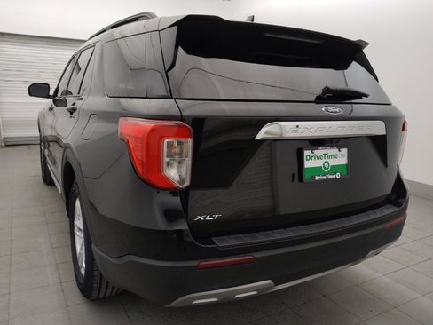 Used 2023 Ford Explorer XLT w/ Equipment Group 202A RWD image 5