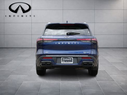 Certified 2023 INFINITI QX60 Luxe w/ Vision Package AWD/4WD image 6
