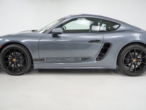 New 2025 Porsche 718 Cayman image 2