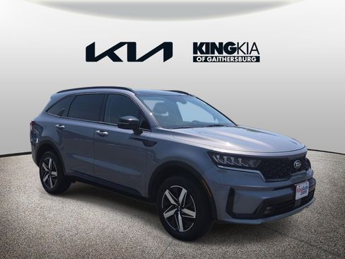 Certified 2021 Kia Sorento EX w/ Panoramic Sunroof Package AWD/4WD image 5