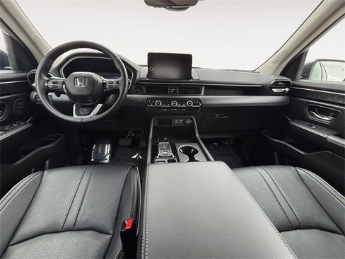 Used 2024 Honda Pilot Elite image 10