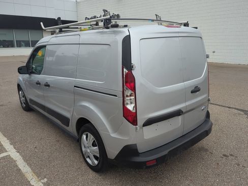 Used 2022 Ford Transit Connect XLT FWD image 6