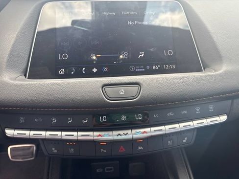 Used 2023 Cadillac XT4 Sport AWD/4WD image 8