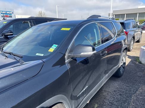 Used 2020 GMC Acadia SLE w/ Driver Convenience Package image 15